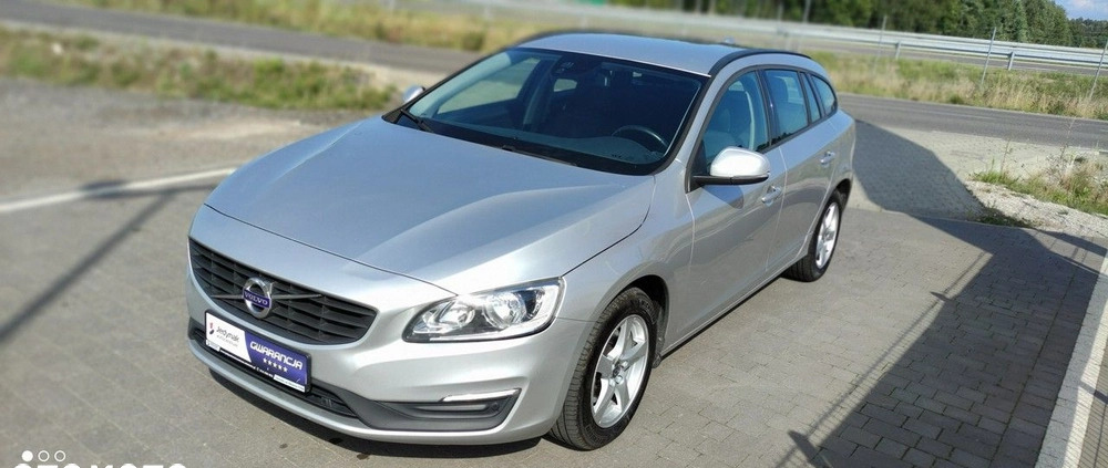 Volvo V60 cena 51800 przebieg: 246200, rok produkcji 2017 z Wleń małe 301